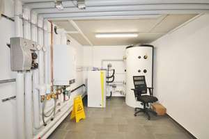 Attraktives Wohn-/ und Bürogebäude mit 
3 Wohneinheiten, 2 Büroeinheiten und 
15 Stellplätzen in 9 – Die vollständige Adresse der Immobilie erhältst du vom Anbieter., 94481 Grafenau – Vorschaubild 51