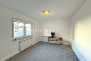 Familienglück in ruhigem Wohngebiet mit Sonnenbalkon, Garten & Garage – Lichtenfels (Kreis) – Vorschaubild 10