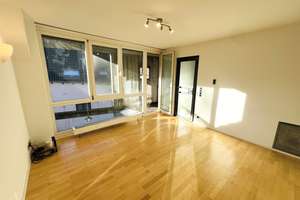 AIDLINGEN-DEUFRINGEN: Modernes 5,5-Zimmer-Townhouse mit Dachterrasse & Garage – Die vollständige Adresse der Immobilie erhältst du vom Anbieter., 71134 Aidlingen – Vorschaubild 3