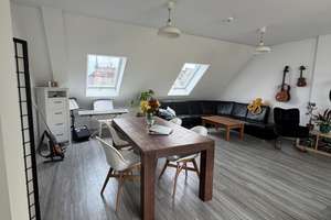 Traumhafte 4-Zimmer-Wohnung mit Loggia und EBK in Wiesbaden – Wielandstraße 7, 65187 Südost, Wiesbaden – Vorschaubild 3