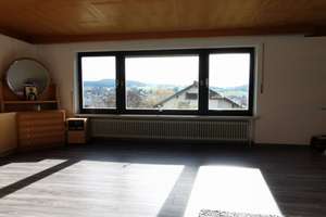 Aussichtslage - Stadt Regen: 3-Fam-Haus m. 270 m2 Wohnfläche - auf Wunsch kurzfristig beziehbar! – Die vollständige Adresse der Immobilie erhältst du vom Anbieter., 94209 Regen – Vorschaubild 5