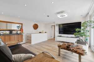 RESERVIERT: Attraktives 2-Familienhaus mit Dachterrasse, Garage und hochwertiger Ausstattung – Bochum – Vorschaubild 9