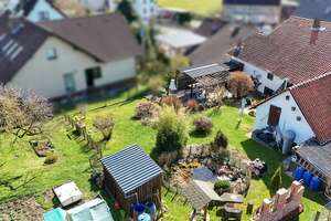 Ihr neues Zuhause: Großzügiges Einfamilienhaus mit idyllischem Gartenparadies – Die vollständige Adresse der Immobilie erhältst du vom Anbieter., 37589 Kalefeld – Vorschaubild 6