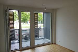 Neuwertige 2-Raum-Wohnung mit Balkon und Einbauküche in Ingolstadt – Theodor-Heuss-Straße 22, 85055 Nordost, Ingolstadt – Vorschaubild 3