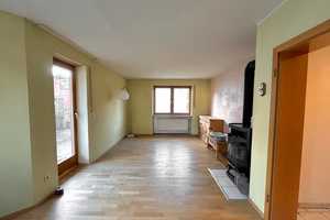 Dieses sehr geräumige, helle und individuelle Haus-2 Whg. möglich-freut sich in Wettstetten auf Sie – Eichstätt (Kreis) – Vorschaubild 6