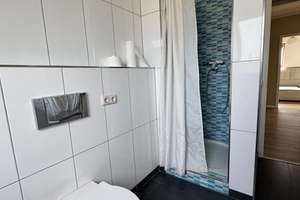 Ruhiges Dachgeschoss-Refugium mit Sonnenterrasse – Muskauer Str. 44, 10997 Kreuzberg, Berlin – Vorschaubild 11