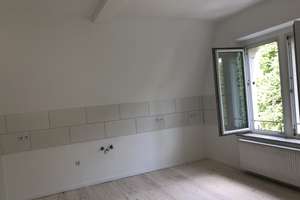 Freundliche, renovierte 4-Zimmer-Dachgeschosswohnung zur Miete in Wuppertal, ohne Balkon – Briller Straße 110, 42105 Elberfeld West, Wuppertal – Vorschaubild 13