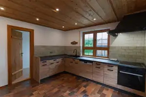 Einzigartiges Landhaus mit Einliegerwohnung, großem Garten und Bergblick – Miesbach (Kreis) – Vorschaubild 13