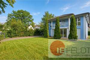 Stadtvilla mit Terrasse, Balkon, 3 Bädern, Sauna, Wärmepumpe | Platz für Familie, Gäste & Homeoffice – Die vollständige Adresse der Immobilie erhältst du vom Anbieter., 22549 Lurup, Hamburg – Vorschaubild 3