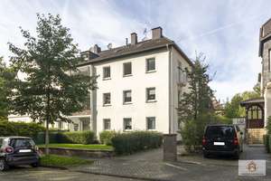 Zentrumsnahe 3-Zimmer-Wohnung mit Loggia, Garage und Gartenanteil – Die vollständige Adresse der Immobilie erhältst du vom Anbieter., 45888 Bulmke-Hüllen, Gelsenkirchen – Vorschaubild 2