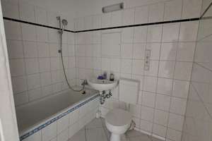 Gemütliche 2-Zimmer Wohnung mit Ausblick mit WBS – Schönefelder Chaussee 257, 12524 Altglienicke, Berlin – Vorschaubild 5