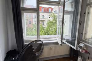 Bezugsfreie Altbauwohnung mit Balkon und Erker in phänomenaler Charlottenburger Lage – Helmholtzstraße 24, 10587 Charlottenburg, Berlin – Vorschaubild 18