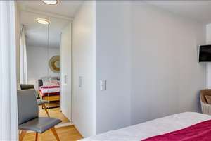 Möbliert: Helle Neubauwohnung mit idealem Schnitt und Balkon  – Die vollständige Adresse der Immobilie erhältst du vom Anbieter., 80937 Am Hart, München – Vorschaubild 4
