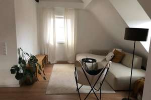 Lichtdurchflutete, sanierte 3,5-Zimmer-Maisonette-Wohnung mit Einbauküche in Stuttgart – Die vollständige Adresse der Immobilie erhältst du vom Anbieter., 70437 Zazenhausen, Stuttgart – Vorschaubild 7