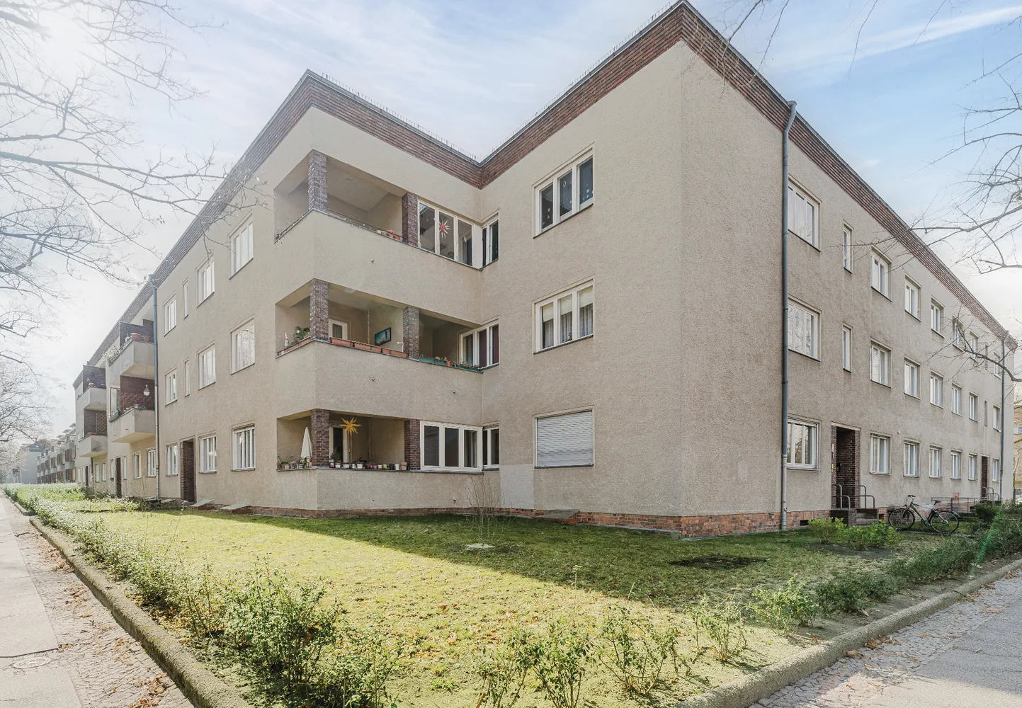 Sanierungsbedürftige 3-Zimmer-Altbauwohnung in ruhiger Lage von Berlin-Schmargendorf - mit Potenzial, Berlin – Bild 1