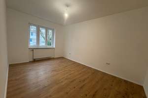 Erstbezug nach Kernsanierung - Stilvolle Altbauwohnung mit Garten, & WäPu – Stahlstraße 34, 42281 Barmen, Wuppertal – Vorschaubild 2