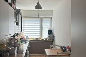 3-Zimmer-Wohnung auf 67 m² in guter Lager von Essen-Frohnhausen / Holsterhausen – Liebigstraße 74, 45145 Frohnhausen, Essen – Vorschaubild 3