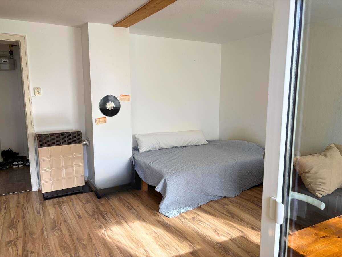 Schöne 1 Zimmer Wohnung mit Balkon in Freiburg Oberau auf Erbpachtgrundstück, Freiburg im Breisgau – Bild 4