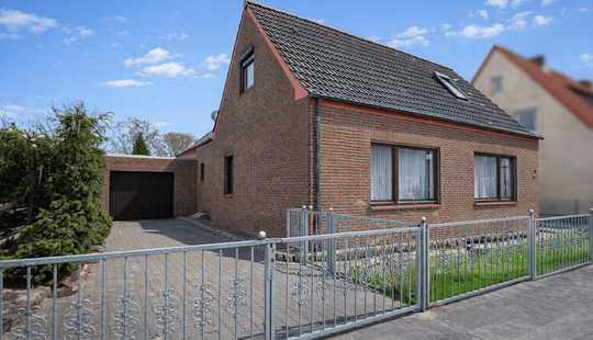 Bild von Großes Einfamilienhaus in ruhiger Wohngegend ideal für die Familie