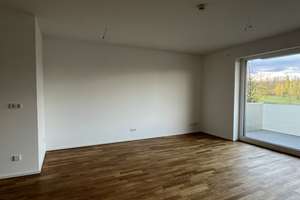 Hochparterre: 2-Zimmer-Wohnung direkt am Kanal (Lindenauer Hafen) mit Aufzug, Balkon u. Vorratsraum – Hafenstraße 9C, 4179 Schönau, Leipzig – Vorschaubild 4