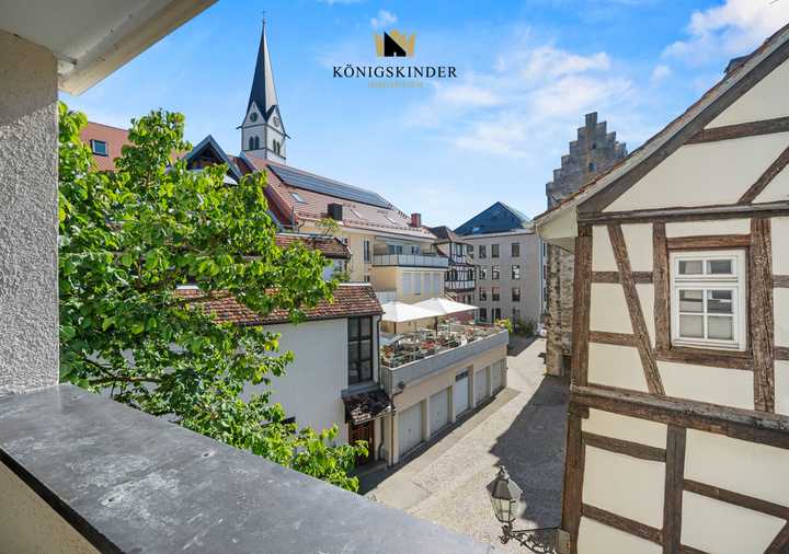 Traumhaft schöne Innenstadtwohnung, top Zustand, mit Bergblick, sofort verfügbar