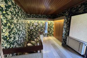 60er-Jahre Winkelbungalow auf einem großzügig gestalteten Grundstück in Bickenbach – Die vollständige Adresse der Immobilie erhältst du vom Anbieter., 64404 Bickenbach – Vorschaubild 3