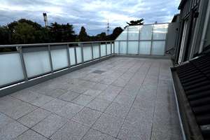 Penthouse mit Traumterrasse - 4 Zimmer mit luxuriöser Innenausstattung im Duisburg-Süden – Die vollständige Adresse der Immobilie erhältst du vom Anbieter., 47259 Huckingen, Duisburg – Vorschaubild 3