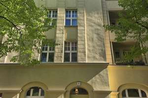 Top-Lage zw. Anton-u. Pistoriusplatz/Großzügige Stuck-Altbauwohnung in attraktiver, ruhiger Kiezlage – Charlottenburger Str. 2, 13086 Weißensee, Berlin – Vorschaubild 2