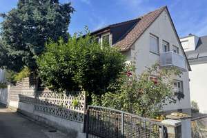 *NEU* EINLADUNG ZUR AUßENBESICHTIGUNG GENSFLEISCHSTR. 16 MAINZ FINTHEN! VERMIETETES 2-FAMILIENHAUS! – Gensfleischstraße 16, 55126 Finthen, Mainz – Vorschaubild 2