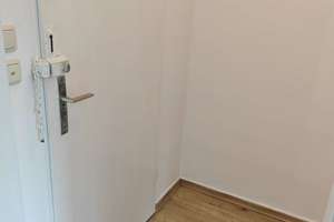 Schönes 1 Zimmer Apartment mit Balkon - Möbel des Vormieters zu verkaufen – 60322 Westend-Süd, Frankfurt am Main – Vorschaubild 8