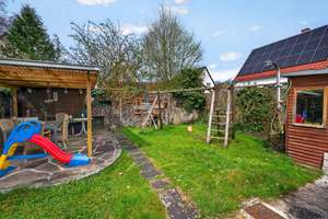 Charmantes Einfamilienhaus mit schönem Garten in ruhiger Wohnlage von Blaustein – Die vollständige Adresse der Immobilie erhältst du vom Anbieter., 89134 Blaustein – Vorschaubild 12
