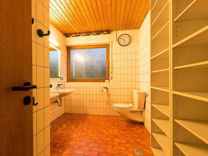 Immobilie in Herford - Viel Raum. Viel Ruhe. Viel Ausblick. Großes Zweifamilienhaus in Nieder-Eickum - Bild 9