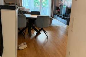 BEFRISTET auf 3J. - Stilvolle 2-Zimmer-Whg mit Balkon, EBK und Eichenparkett in München-Bogenhausen – Hochstiftsweg 19, 81925 Oberföhring, München – Vorschaubild 6