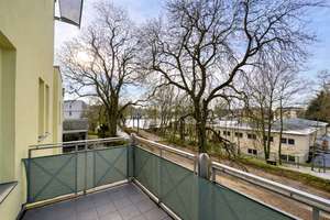 Potsdam 14467: Vermietete 2-Zimmer-Wohnung nahe Havel & Glienicker Brücke – Kapitalanlage mit Eigenn