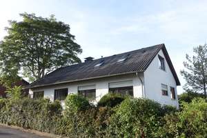 Einfamilienhaus mit Einliegerwohnung (eigener Eingang) ca. 250 m² Wohnfläche – Kiefernweg 1, 65510 Idstein – Vorschaubild 2