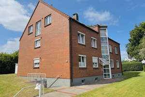 Großzügige Dachgeschosswohnung oberhalb des Kappelner Hafens
Zentral und ruhig mit Blick zur Schlei – Die vollständige Adresse der Immobilie erhältst du vom Anbieter., 24376 Kappeln – Vorschaubild 2