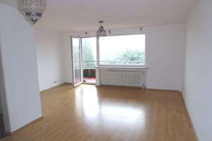 Gut geschnittene 2-Zimmer-Wohnung mit Balkon