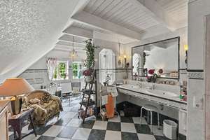 Exklusives Landhaus im Fachwerkstil – hochwertige Handwerkskunst und zeitlose Eleganz in Simmerath – Die vollständige Adresse der Immobilie erhältst du vom Anbieter., 52152 Simmerath – Vorschaubild 10