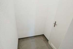 LIVE HAPPY: Erstbezug nach Renovierung in Innenstadt-Altbauwohnung mit neuer Einbauküche – Luisenstraße 17, 65185 Mitte, Wiesbaden – Vorschaubild 17