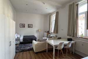 Gemütliches, vollmöbliertes 1-Zimmer-Apartment mit hohen Decken – ab 01.08. oder 15.08. verfügbar