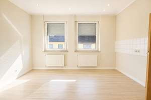 Zentrale 3-Zimmer-Wohnung mit Wohnküche, Diele und Wannenbad – Die vollständige Adresse der Immobilie erhältst du vom Anbieter., 40699 Solingen-Mitte, Solingen – Vorschaubild 2
