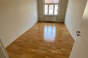 Charmante 3-Zimmer-Wohnung mit 2 Bädern und 2 Balkonen im 3.OG in Dresden-Gruna – Heynahtsstraße 3, 1309 Gruna, Dresden – Vorschaubild 3