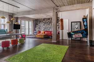 Urban und individuell -  Außergewöhnliche 3-Zimmer-Wohnung im Scheunenviertel – Berlin – Vorschaubild 1