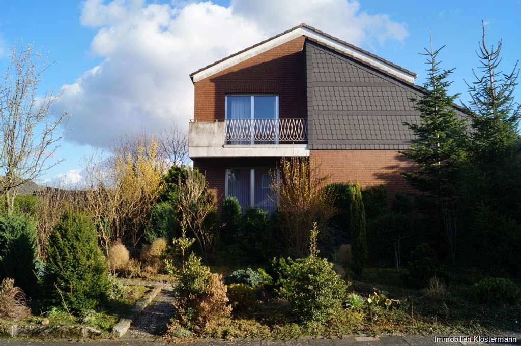 Immobilie in Tecklenburg - Familienhaus in ruhiger Wohnlage - viel Platz für neue Ideen - Bild 2