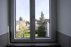 Zweitbezug 2-Zimmer-Dachterrassenwohnung in Mehrfamilienvilla mit fünf Wohneinheiten – Glockenblumenstrasse 16, 80935 Lerchenau-Ost, München – Vorschaubild 26