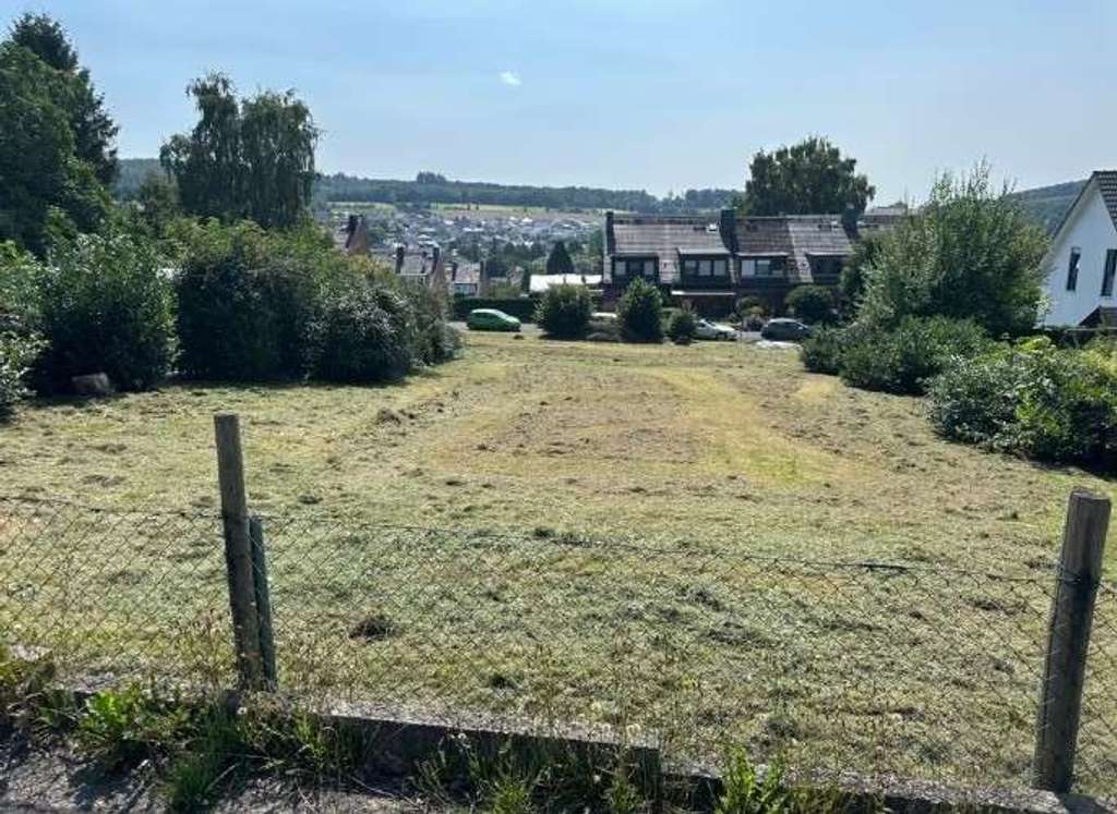 Immobilie in Nieste - Mit Grundstück: Der Bungalow mit der charmanten Form in Nieste – ausgefallen und praktisch - Bild 1