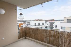Vermietete, moderne 4-Zimmer-Wohnung mit Süd-Balkon in Aachen! – Vaalser Straße 81a, 52074 Westpark, Aachen – Vorschaubild 2