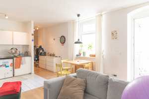 Gemütliche 2 Zimmer Balkon Wohnung im Herzen von Friedrichshain zu verkaufen! – Berlin – Vorschaubild 12