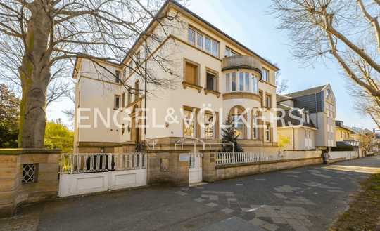 Top-Adresse am Luisenpark – Stilvolle 5-Zimmer-Altbauwohnung mit Balkon & Wintergarten