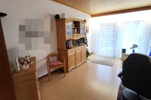 Freistehendes EFH ca. 190 m² Wfl. m. Garten+Einliegerwohnung, komplett unterkellert inkl. Einzelgar. – Würzburg – Vorschaubild 9